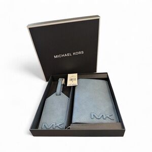 Michael Kors Light Blue Travel Set